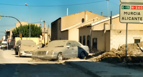 Alluvione a Valencia: Conseguenze e Dramma per Oltre 120.000 Sfollati